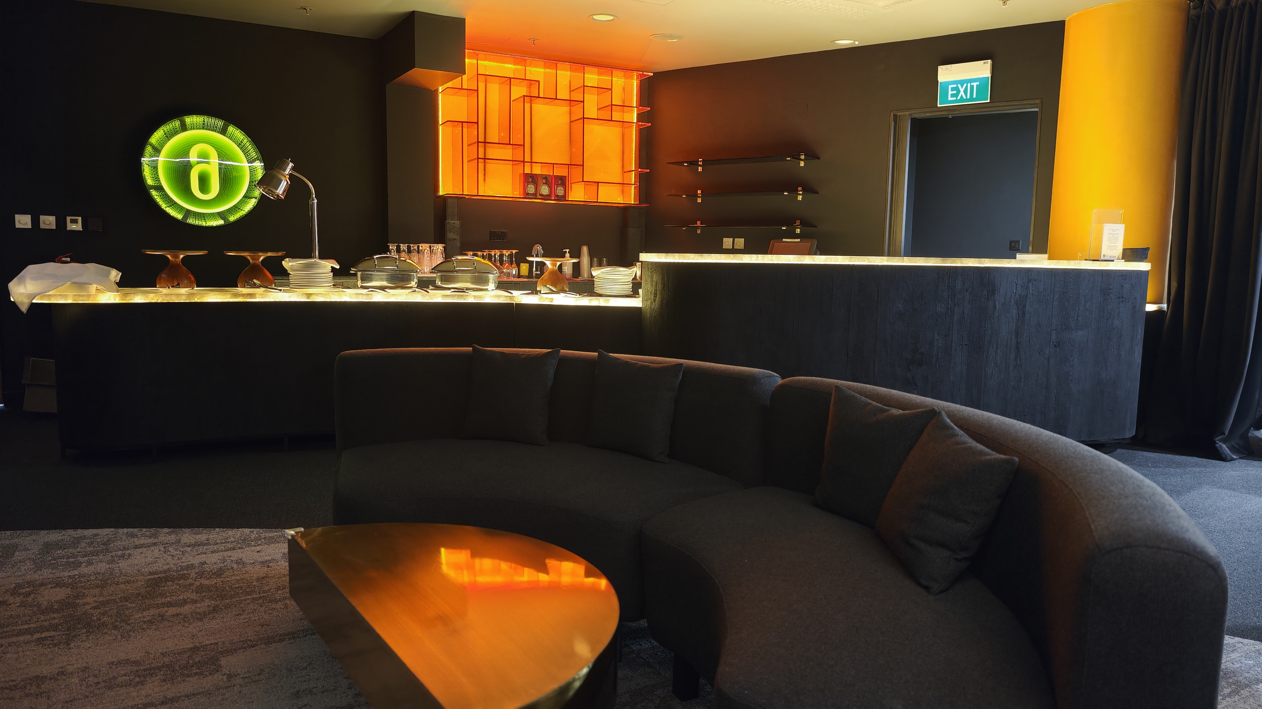 Amber Lounge Suites